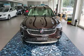 到店实拍别克昂科威S：上市就降一万五，XT4还香吗？图片