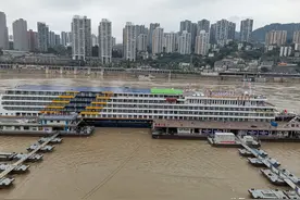 美维游轮住宿标准间实景图对比，游三峡每人大约需要多少钱？图片