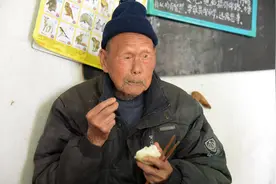 河南长寿村百岁老人走红，粗粮肥肉也能健康？养生秘诀你也要学学图片