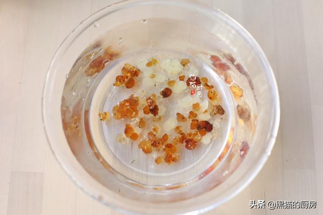 花胶炖银耳莲子 2026年花胶炖银耳莲子汤的做法