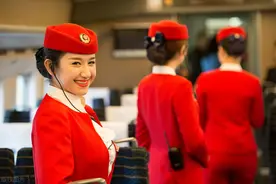 我，高铁乘务员，月薪过万，揭秘很多女大学生选择离职的原因图片