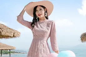 2019年新款女装粉色蕾丝连衣裙早春装流行裙子图片