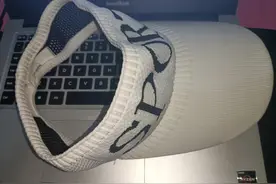 朋友，请别伤害我图片