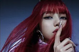 BLACKPINK终回归！Lisa、Jennie造型霸气，智秀、Rose更是美上天图片