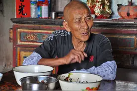 农村建房俗语:“宁可房前出场小，不可房前有人田”，是啥意思？图片