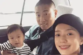 姜Gary公开媳妇正面照，终于看清楚人，和宋智孝比还是差一些图片