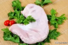 煮出来的猪肚为何又老又硬？大厨：放盐时间错了，难怪缩得像牛筋图片