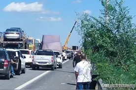 辽宁这条高速很爱堵车，还总是在锦州光辉附近，出门就被堵4小时图片