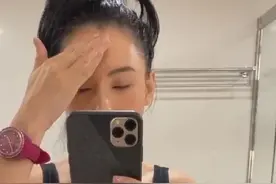 谢霆锋张柏芝复婚了吗？张柏芝晒近照，洗掉爱的纹身：红玫瑰图片