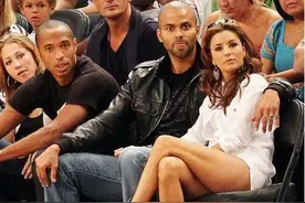 NBA的多情浪子帕克，与队友的老婆有染，他的两个妻子漂亮性感图片