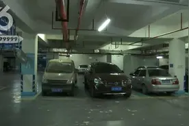 空车位只卖不租，昆明小区业主很无奈！开发商有权卖吗？你想了解的都在这里图片