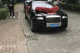 粤牌88888大比拼，足足12辆，最贵劳斯莱斯，奇瑞QQ亮了图片