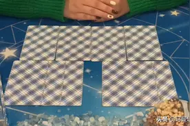 玛曼塔罗：狮子座11月感情运势，高冷姿态，若近若离图片