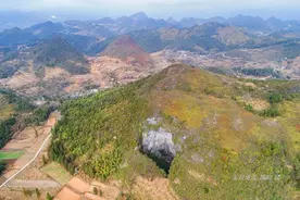 广东阳山新发现一处神秘喀斯特天坑，没人能徒手下去图片