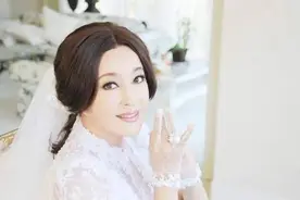 刘晓庆谈“剧组夫妻”，几个月不回家难免生情，娱乐圈已司空见惯图片