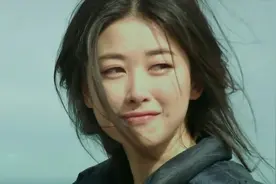 谁说这是媒婆痣？这5位女演员告诉你，嘴边的痣有多美图片