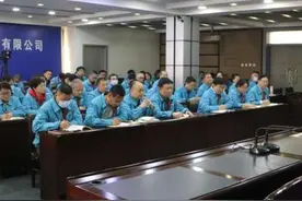 际华3543公司党史和司史宣讲会别开生面图片