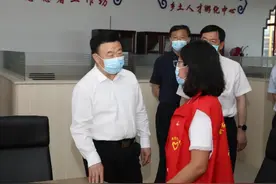 张恩惠在突泉县科右中旗调研时强调图片