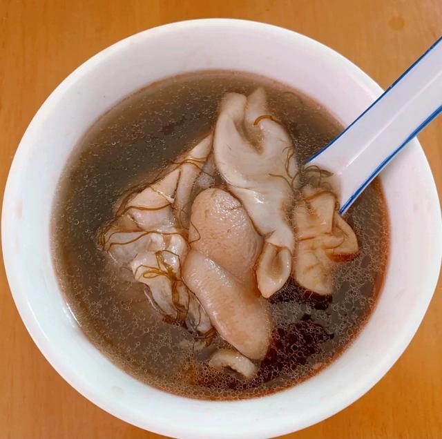 猪脚花胶花生汤的做法大全 2026年猪脚花胶花生汤的做法大全视频