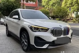 开习惯了宝马X1，再开林肯冒险家，才明白德系车和美系车的差距图片