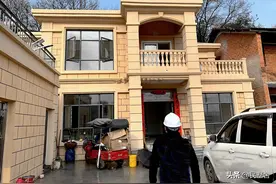舅舅家二层别墅共花了50万，暖房设计很实用，宅基地的完美蜕变图片