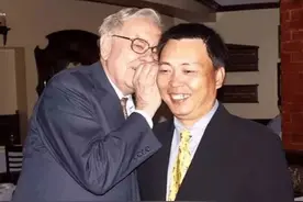 段永平30岁前实现财富自由，他常说的这两句话，透露了成功经验图片