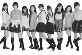 “出圈”的制服图片