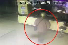 66岁大叔网恋掏空积蓄！女友骗到不忍心，直接让自己“死”了：他好善良…图片