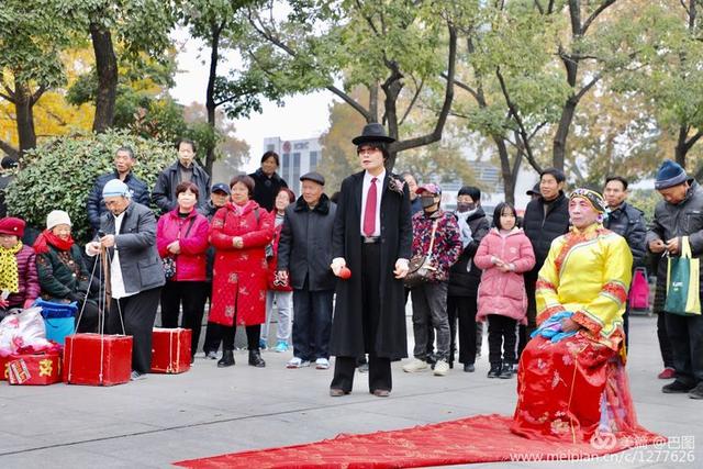 高手在民间，演出自娱自乐，洛阳周王城广场民间曲艺乐园
