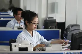 ATM跨行取现仅收取3.5元手续费？银行圈和储户都“炸锅”了图片