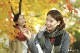 没时间带孙子的奶奶图片