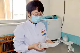 “最美秦皇岛人·最美医务工作者”获得者——秦皇岛市第二医院呼吸科护士傅伟伟图片