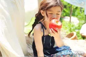 中国夫妻生出混血儿？亲子鉴定3次均为亲生，孩子外婆说出真相图片