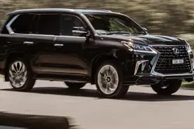 自带大床的“巨无霸”，我推荐你这几款图片