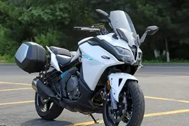 手握4.3万，试骑春风650GT运动旅行车，车主有话要说图片