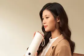 能烧水的保温杯！速热、小巧、颜值高，大小刚刚好图片