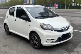 16年的比亚迪F0还是自动挡的值不值两万块钱图片