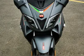 浅谈阿普利亚SRMax250骑行感受图片