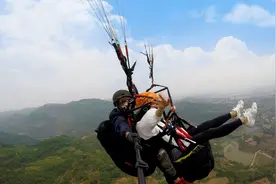 滑翔伞和跳伞不一样？为什么我不能自己飞伞？图片