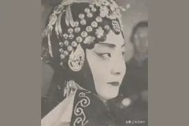 探秘京剧表演艺术家程砚秋后台化妆过程（含18张珍贵旧照）图片