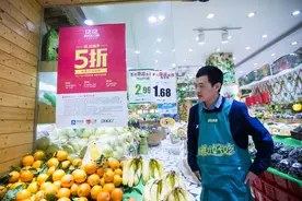 老板在农村开水果店，水果打折没人买，换个方式年赚93万，值得学图片