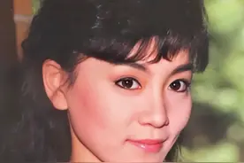 刘雪华的唏嘘情史：因刘德凯丧失生育能力，丈夫坠楼身亡，太惨了图片
