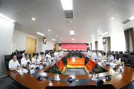 蒙能集团举行新能源公司增资合作签约仪式图片