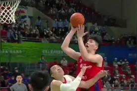 辽篮危机浮现！韩德君惨遭18岁天才打爆 CBA想争冠难了图片