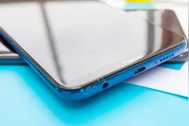 荣耀首款大屏手机，7.12寸+5000毫安+莱茵TUV认证，仅售1349元视频封面