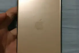 网友贪便宜想2500买iPhone11Pro Max，验机时发现有隐藏ID图片
