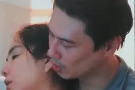 陈嘉桦4岁儿子太粘人，搂住妈妈狂亲不合适？连爸爸都看不下去图片