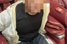 年度傻新闻来了！逃犯围观警察打台球，表示“打得不错”后被抓图片