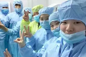 护士节：谢谢你，为我们拼过命！图片