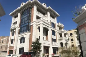 福建人宁愿开着10万的车，也要盖千万别墅图片